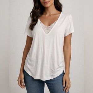 HOLLISTER Flowy White Tee Lace V-Neck Women’s Sz Small EUC